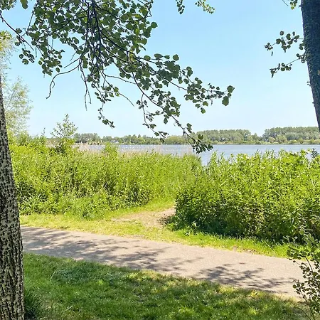 Holiday home 2 Bedroom Cozy In Noordwijkerhout