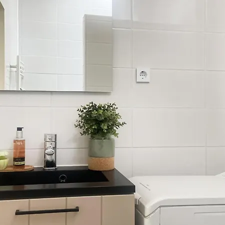 펜션 2 Bedroom Cozy In