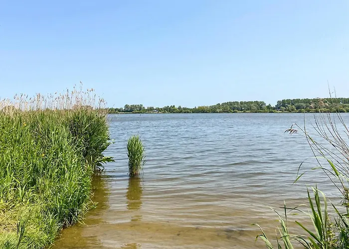 2 Bedroom Cozy In نوردفايكرهاوْت