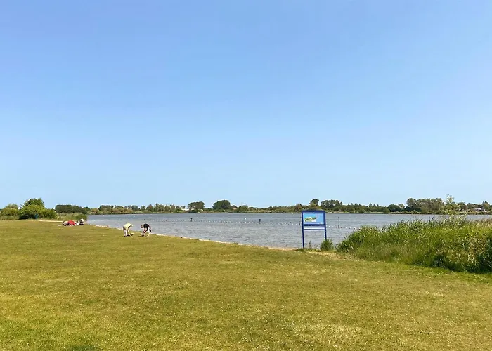 2 Bedroom Cozy In بيت للعطل