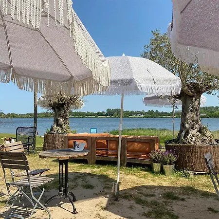 2 Bedroom Cozy In Dom wakacyjny *